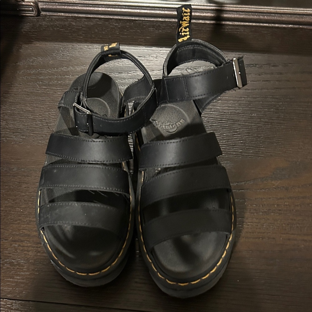 Doc marten platform sandal